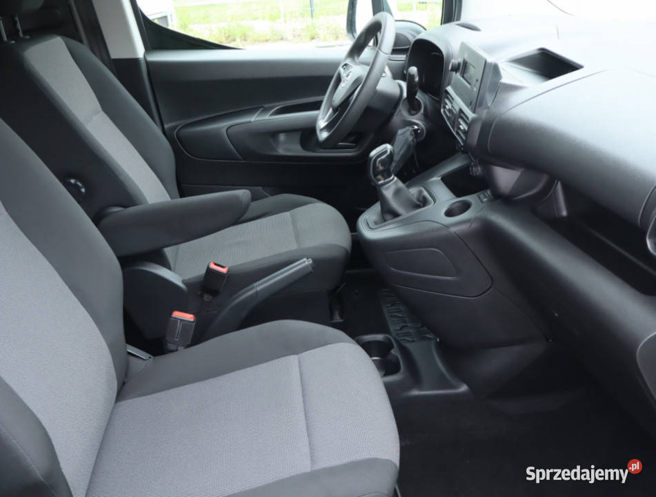 Opel Combo 16 CDTI gniazdo USB Combo Łódź sprzedam