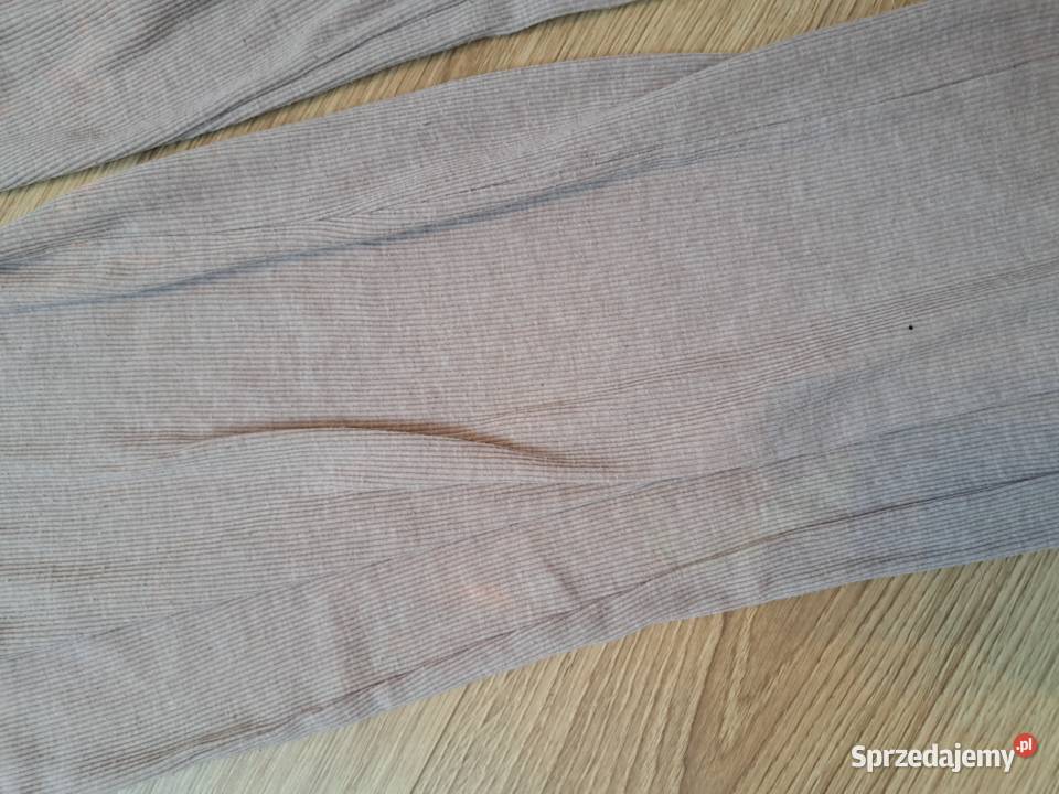 Beżowe spodnie prążkowane HM rozmiar XS Piżamy i szlafroki Trąbki Wielkie