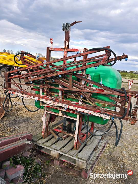 Sprzedam opryskiwacz Trębaczów