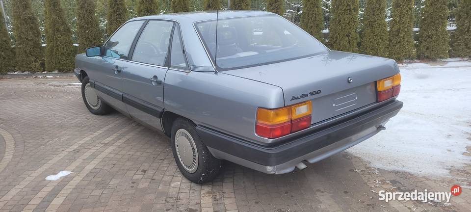 AUDI 100 PIĘKNY KLASYK 1983R sprowadzony Gniezno