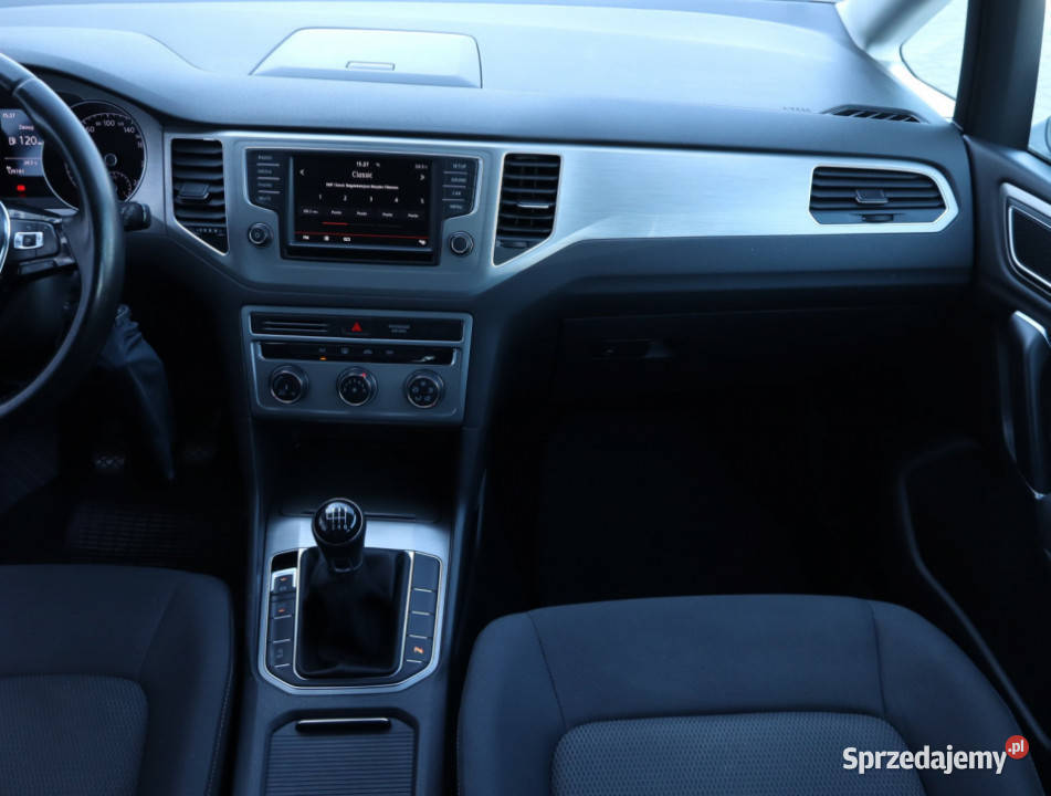 VW Golf Sportsvan 12 TSI system Start-Stop Golf Sportsvan Piaseczno