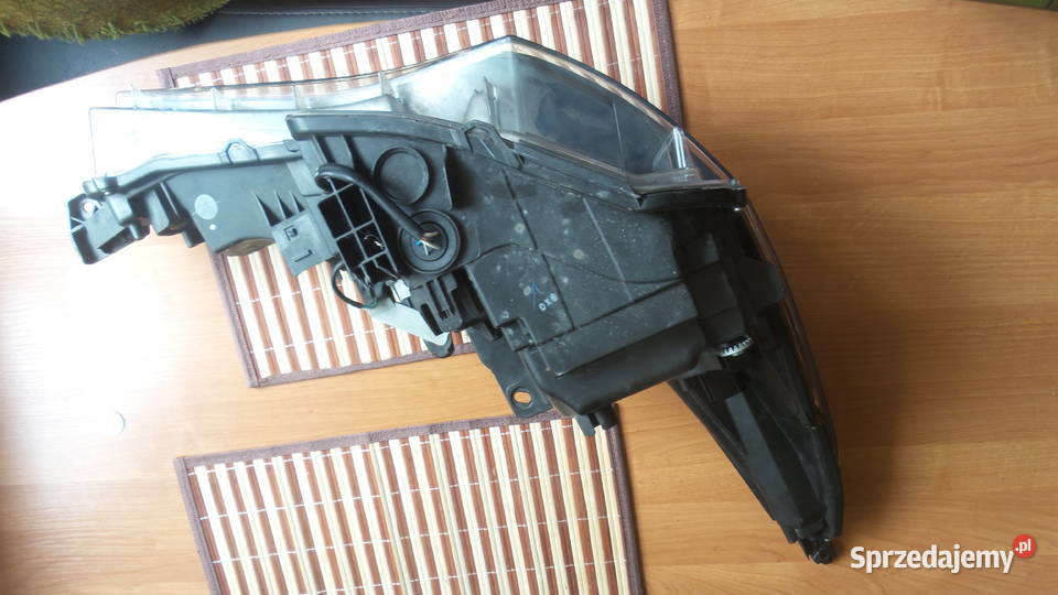 Toyota Avensis T29 soczewka Led lampa przednia Łódź