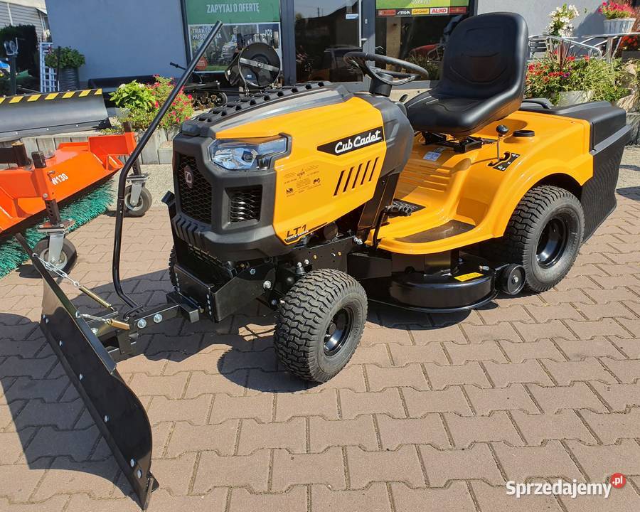 MiniTraktorek kosiarka pług śnieżny Cub Cadet Kobiele Wielkie