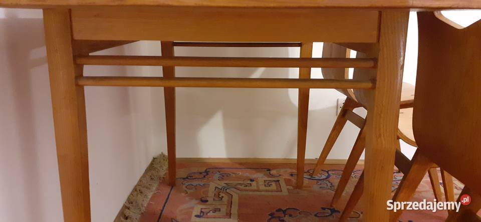 Rajmunda Hałasa stół i 6 krzeseł typ 1329 Warszawa sprzedam