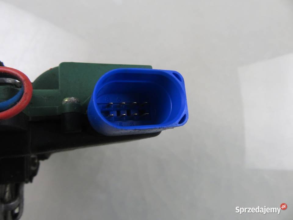 ZAMEK LEWY PRZEDNI SKODA FABIA I Combi 6Y5