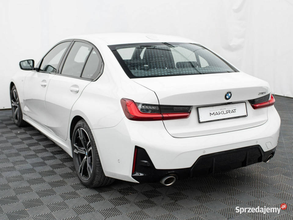BMW 318 GD7P017318i Podgrzf Kcof LED Pół skóra