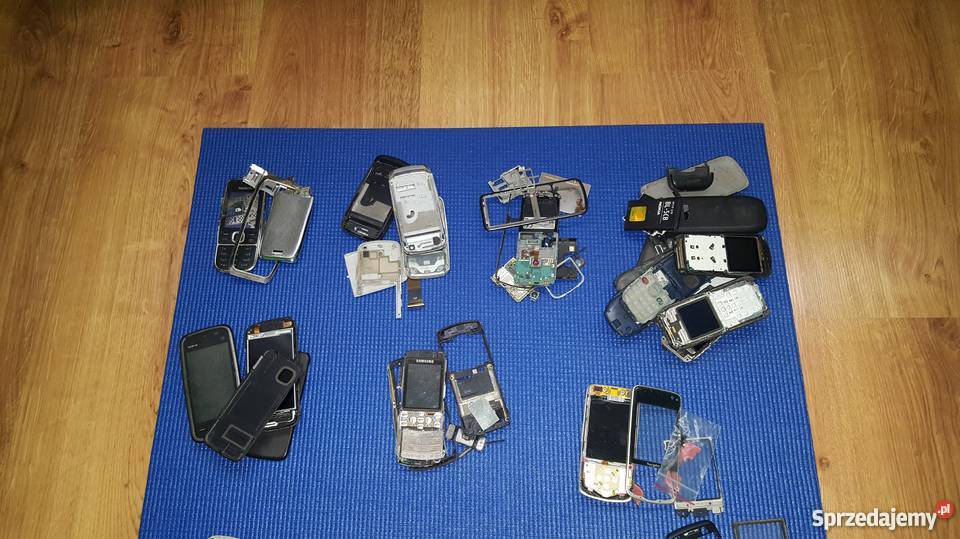 Mega zestaw starych telefonów około 80 i czesci Kępno sprzedam