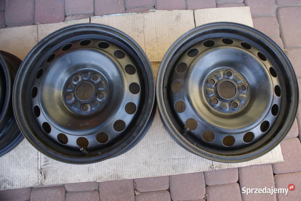 Stalowe Toyota 15 5x100 ET45 Yaris IVAvensis Samochodowe Nozdrzec