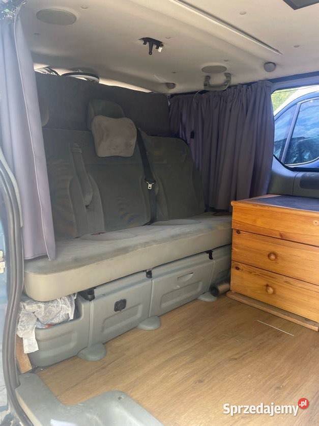 Renault Trafic 2006 19 diesel 7miejscowy zarejestrowany w Polsce Autobusy i minibusy Kraków