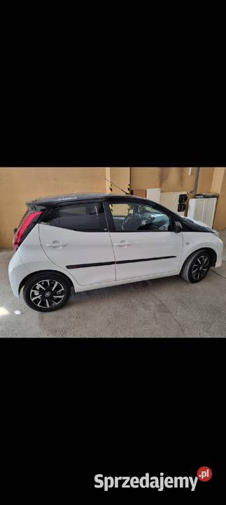 Toyota aygo selection piano black 999cm3 Bystra