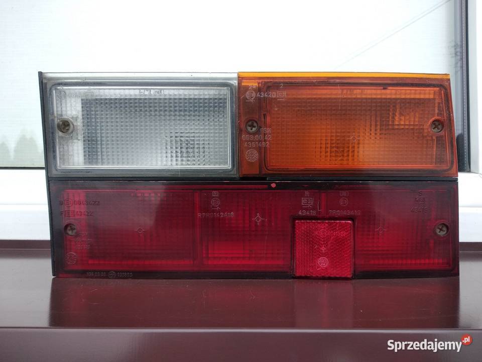 FSO Polonez Borowicz lampa tył tylna prawa wkład łódzkie Sieradz sprzedam