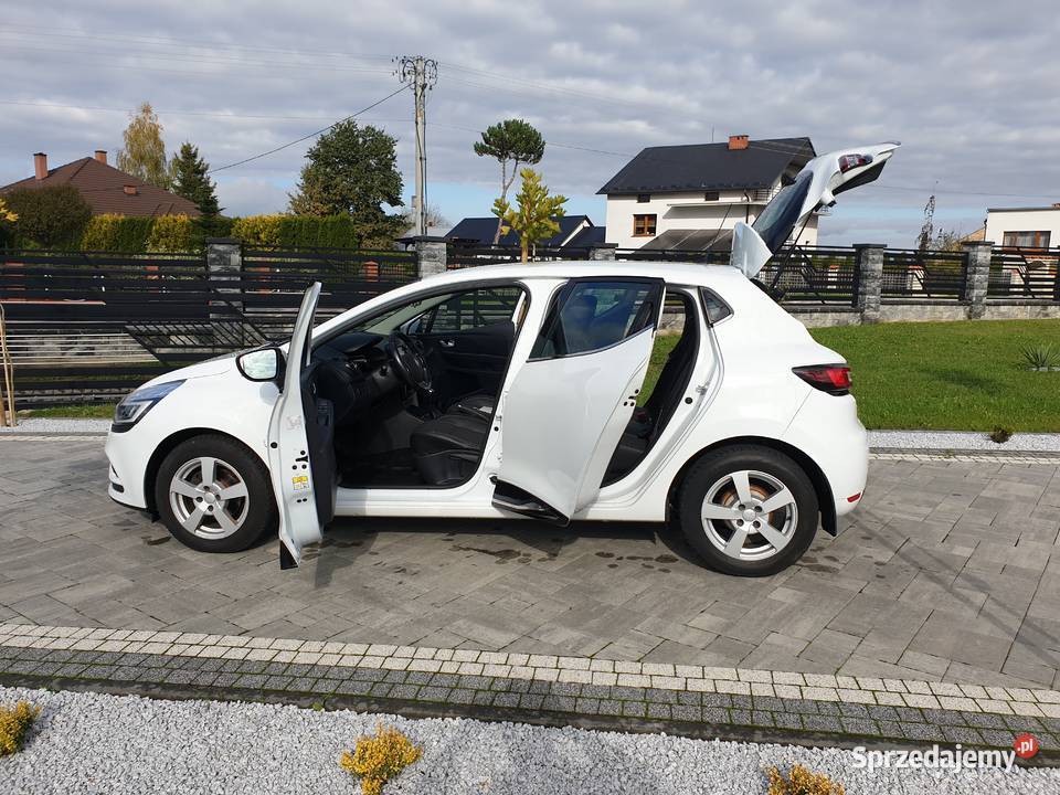Renault Clioturbo2017 bogate wyposażenie centralny zamek Dębowiec