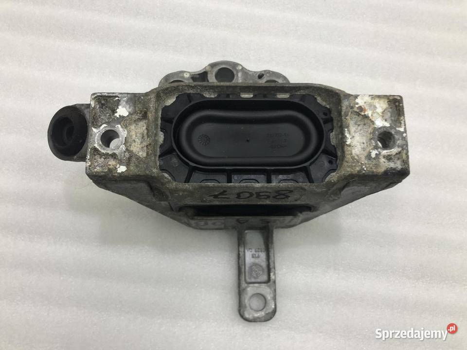 ŁAPA PODUSZKA SILNIKA OPEL INSIGNIA A 13227717 osobowe