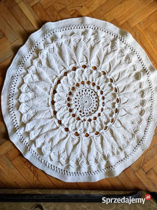 DYWAN Z WEŁNY NA DRUTACH ROBIONY 93m Oleśnica sprzedam