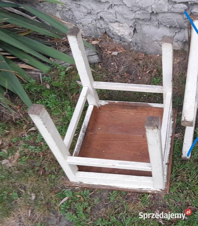 Stary taboret drewniany do renowacji retro śląskie Dąbrowa Górnicza