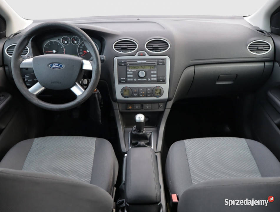 Ford Focus 16 i światła przeciwmgielne Piaseczno