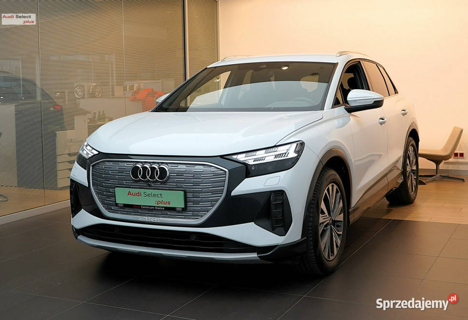 Audi Q4 Q4 etron 40 204 Matrix Navi Kamera ACC nieuszkodzony