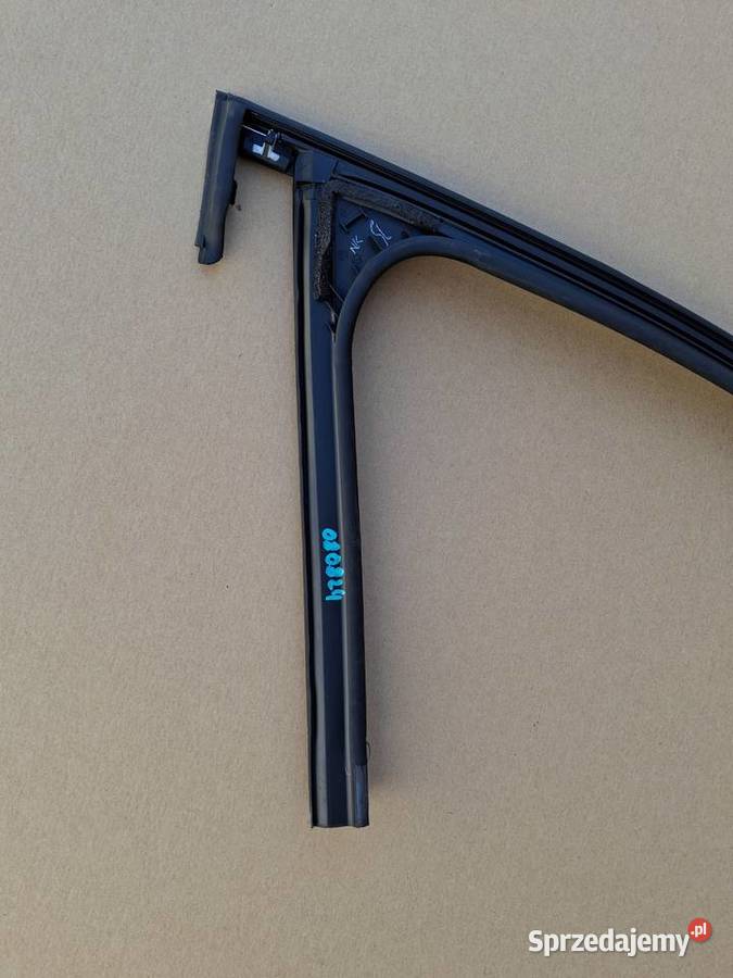 RENAULT MEGANE ETECH USZCZELKA SZYBY LISTWA LEWY osobowe lubuskie Bieleń