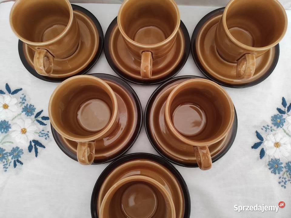 Filiżanki talerzyki porcelit Pruszków odcienie brązowego Ceramika i szkło sprzedam