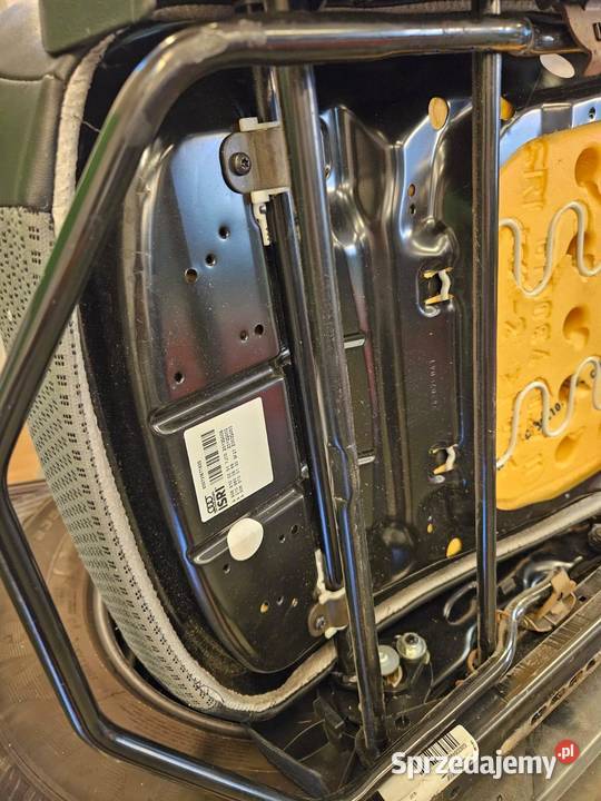 Fotel kierowcy z hydraulicznym amortyzatorem do