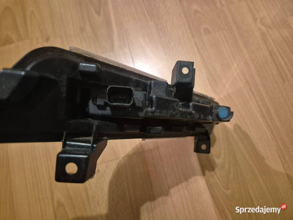 RENAULT CLIO IV LIFT ŚWIATŁO LED DRL PRAWE