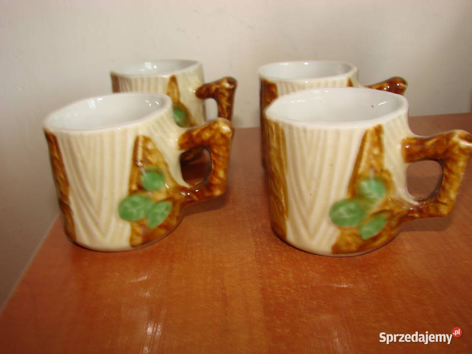 koreański porcelanowy kubeczek PRL