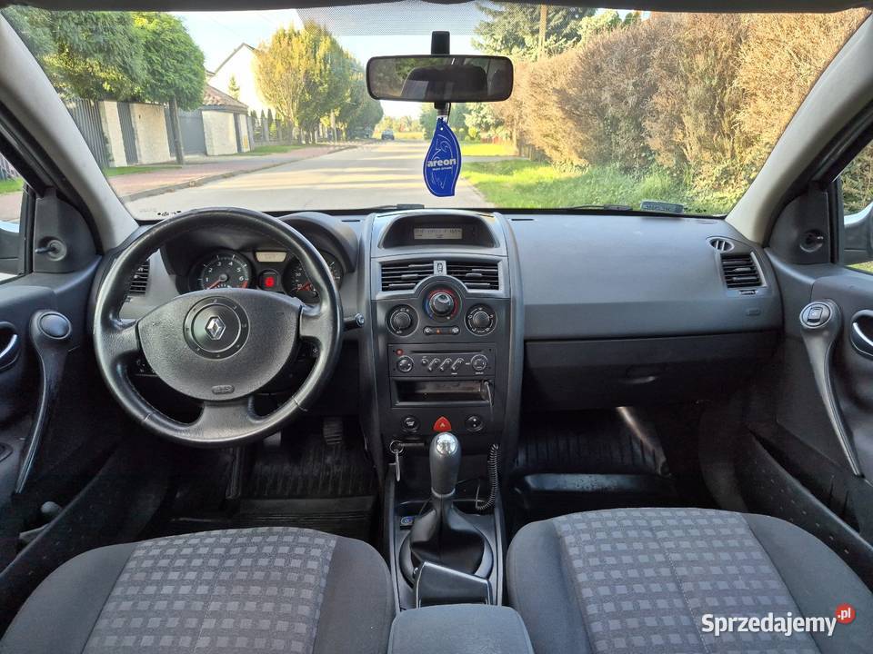 Renault Megane II 14 16V GAZ 2007r srebrny Ożarów Mazowiecki