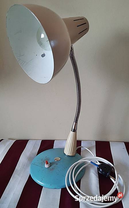 Lampa na biurko typ 1118 SZM 2 P T Wwa 2 z PRL wielkopolskie Ostrów Wielkopolski