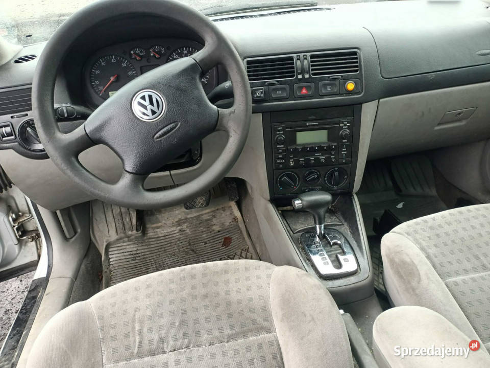 Volkswagen Jetta Volkswagen Jetta 18T 180 02r Sedan / Limuzyna Jetta Jetta Tarnów