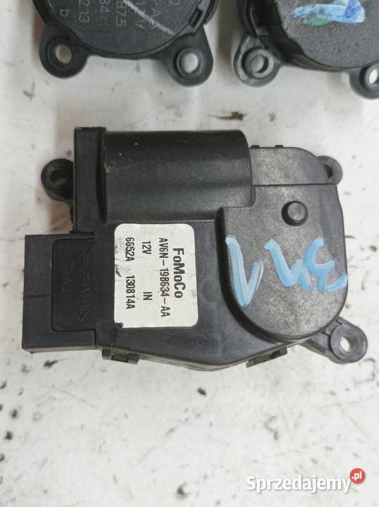 SILNICZEK NAGRZEWNICY KPL 3 AV6N19E616AA Ford