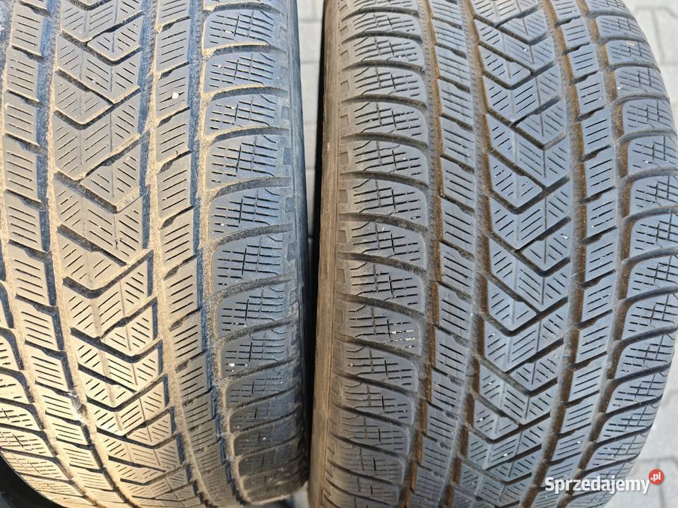 Opony zimowe 28545r20 Pirelli 4 zima Samochodowe Luboń