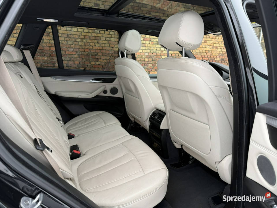 BMW X5 30d 258 M Pakiet 107 ShadowLine Kamera lakier metallic sprzedam