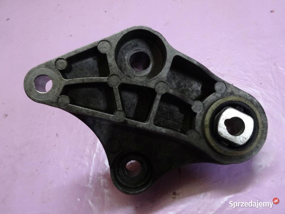 FORD FOCUS 10 ECOBOOST 12R 125 CV616P093Y ŁAPA osobowe świętokrzyskie