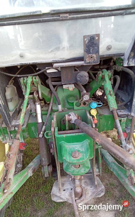 Sprzedam John Deere 2450 4x4 z ładowaczem Wiaderno