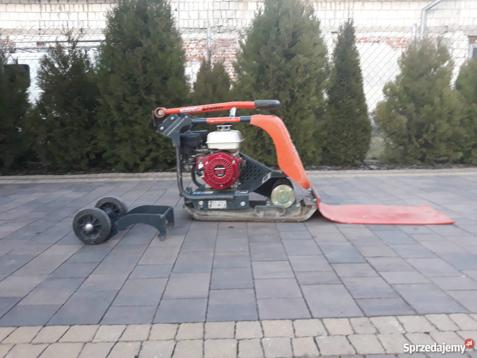 Zagęszczarka z gumą do kostki i kółkami mazowieckie Choiny