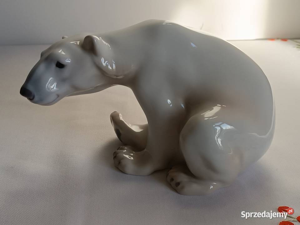 Duża figurka niedźwiedzia polarnego Gorlice