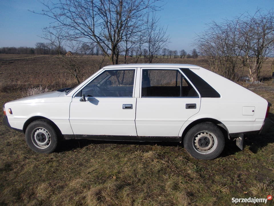 Polonez 15C Borewicz doskonale zachowany 86000km Korfantów