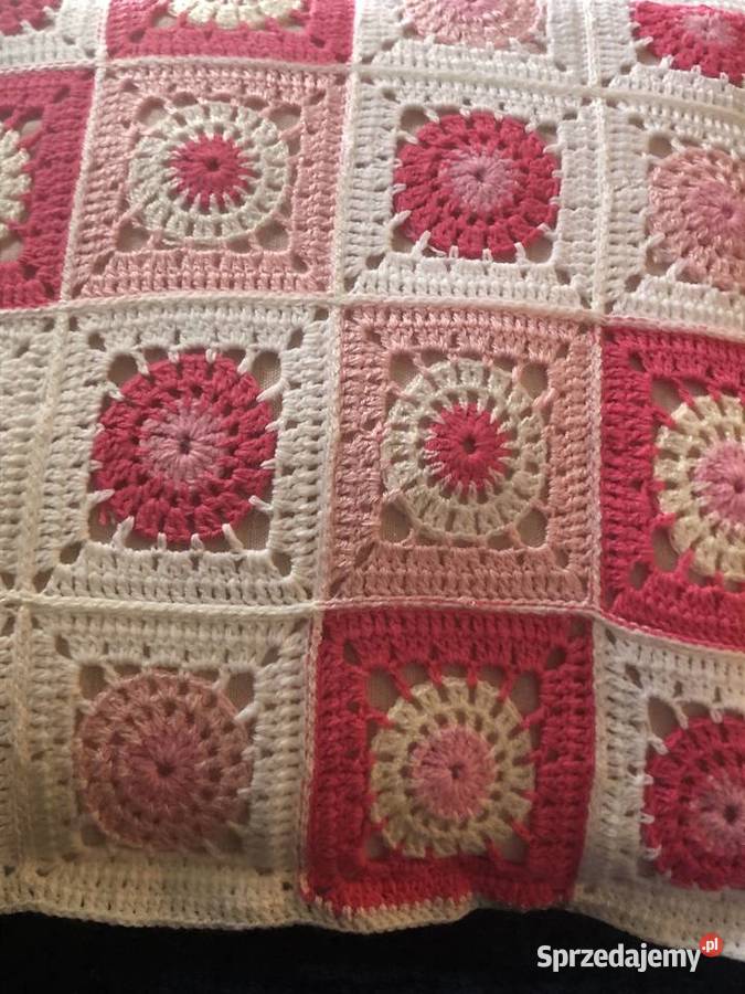 Poszewki na poduszki z kwadratów Babuni NOWE na Zegrze