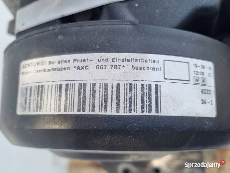 SILNIK KOMPLET VW Transporter T5 19 TDI 85