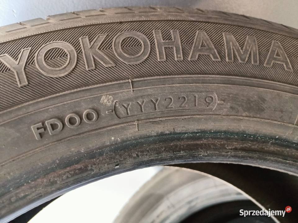 Opony yokohama blueearth e70 2255518 letnie 2 sprzedam