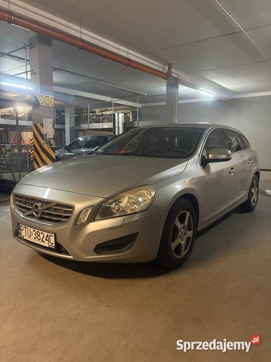 Volvo V60 D2 Poznań sprzedam