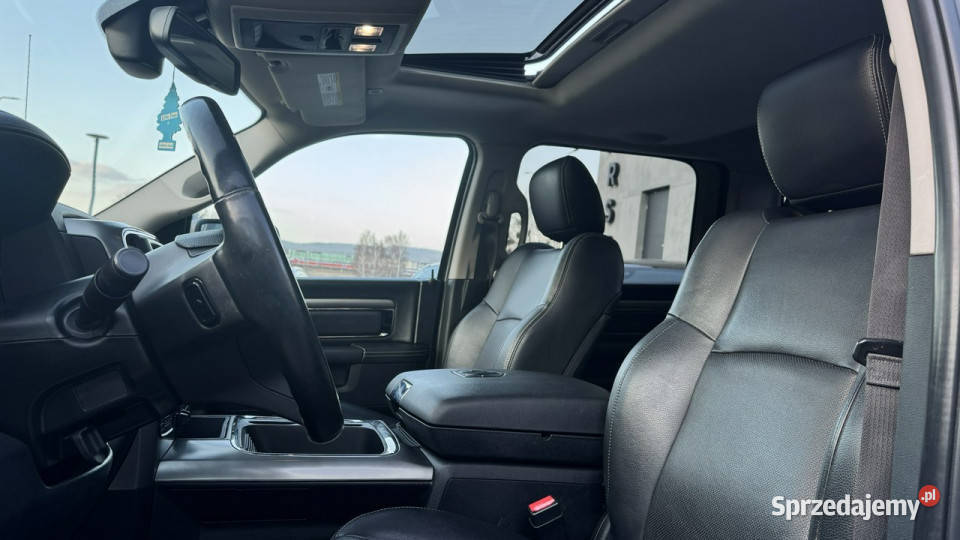 Dodge RAM RAM 2018 SPORT 57HEMI Kam cofania RAM Gdynia