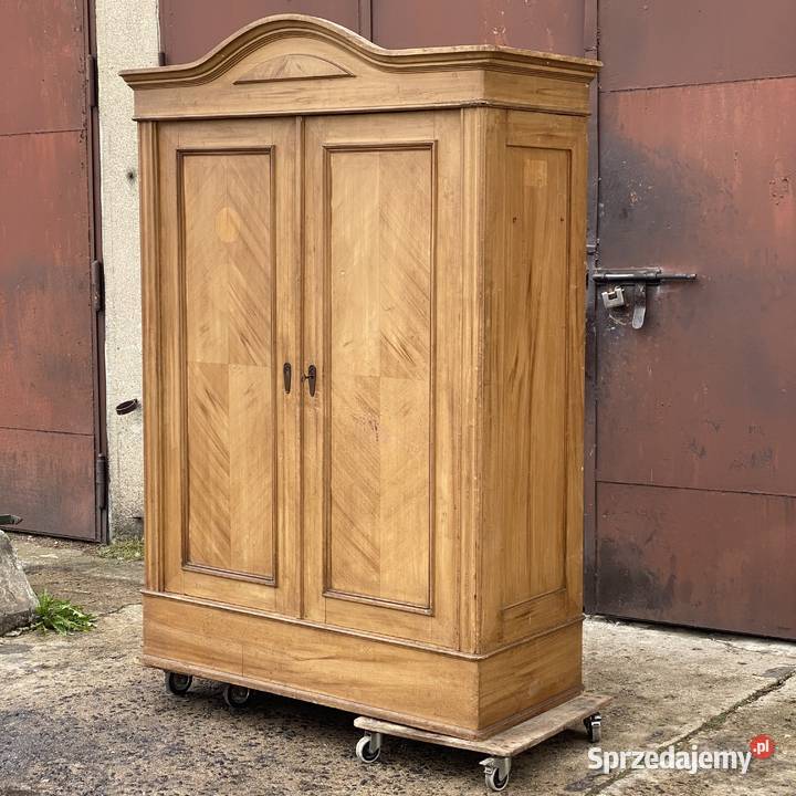 Stara stylowa szafa dwudrzwiowa Gryfice
