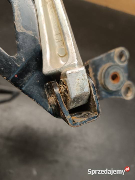 Podnóżki podnóżek pasażera tył stopka części Gołaczewy