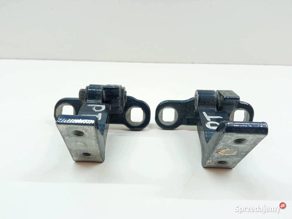 ZAWIAS DRZWI 31424590 31424588 Volvo XC 90 II Rok produkcji 2019 sprzedam