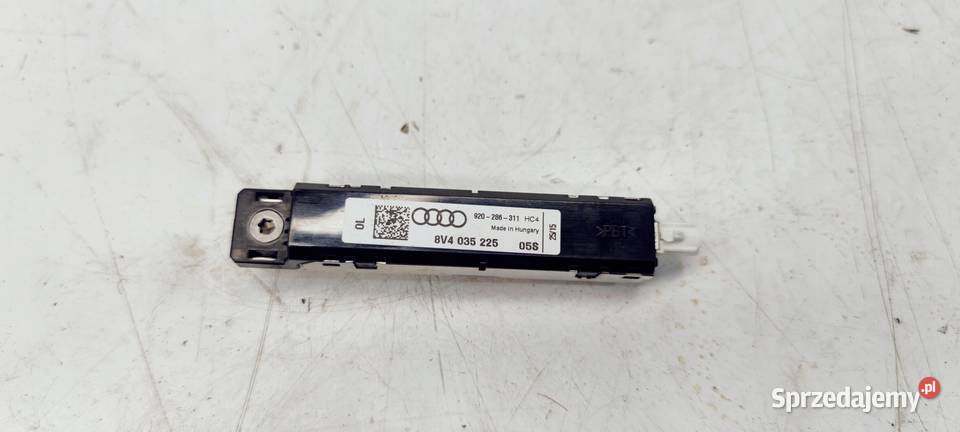 WZMACNIACZ ANTENOWY AUDI A3 8V 8V4035225 Przystajń sprzedam