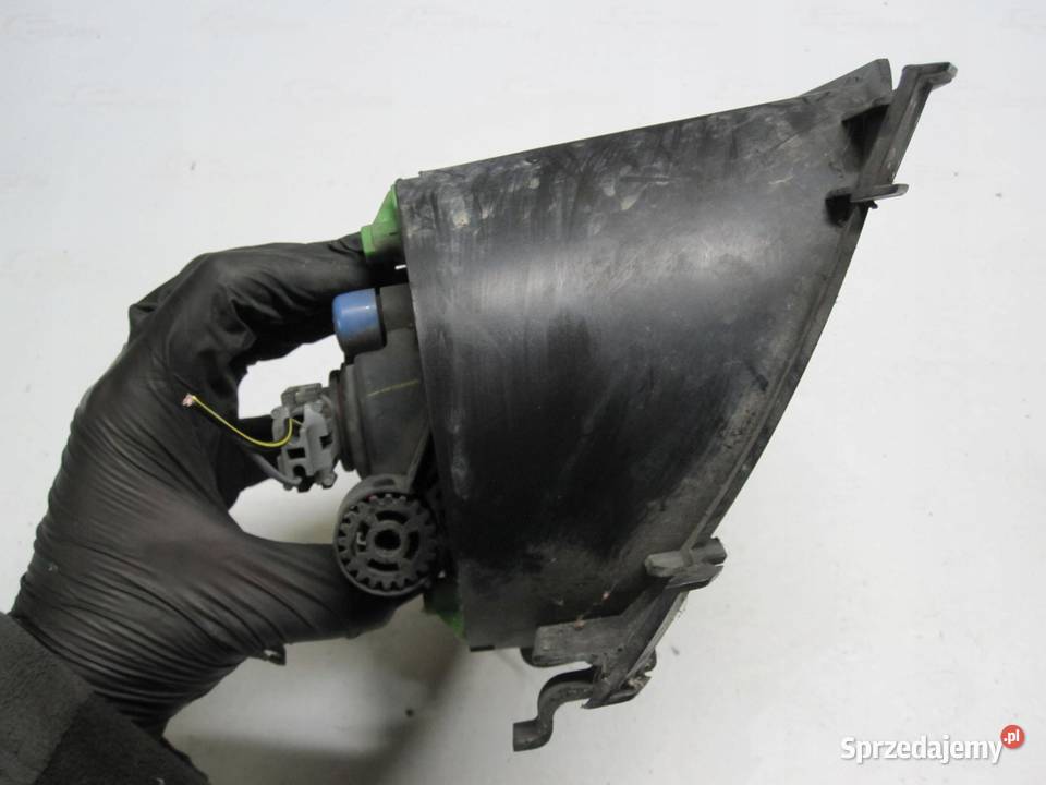 LAND ROVER FREELANDER II 06r halogen prawy sprzedam