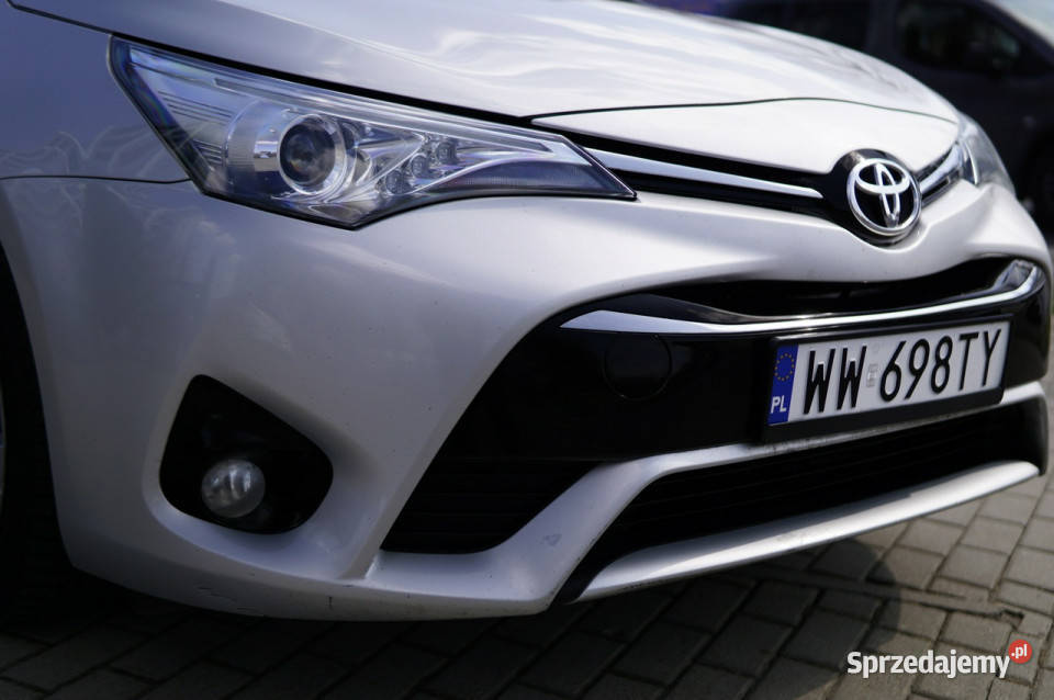 Toyota Avensis salon Polska serwis ASO ładne 147KM Warszawa sprzedam
