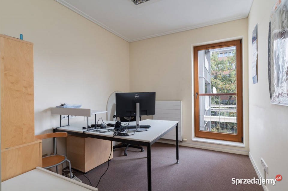 sprzedaży mieszkania 9551m2 4 pokoje Warszawa