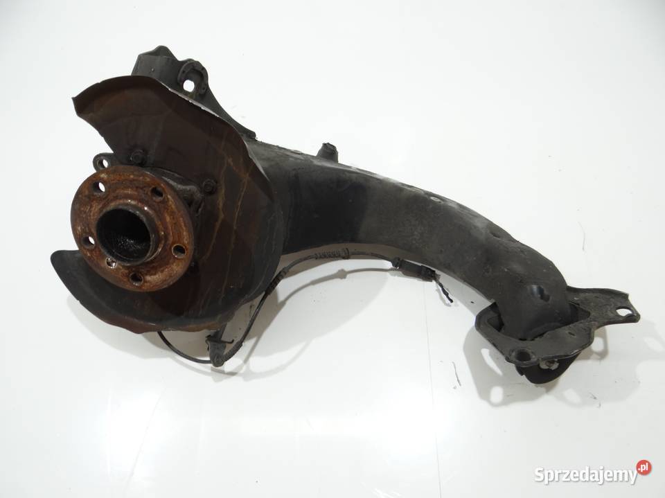 PIASTA ZWROTNICA LEWA TYLNA BMW F46 OE 16657541 Strzyżewice